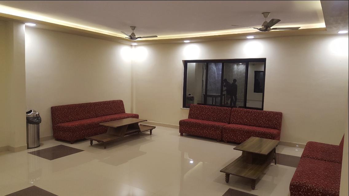 Hotel Shehnai Garden Khurai Esterno foto
